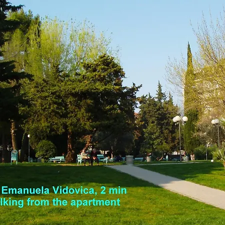 Apartman With Garden Ana Split