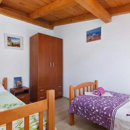 With Garden Ana 公寓