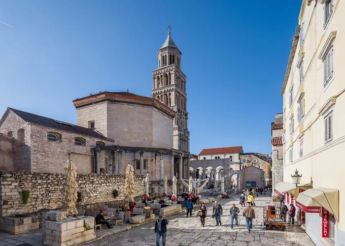 With Garden Ana Apartman *